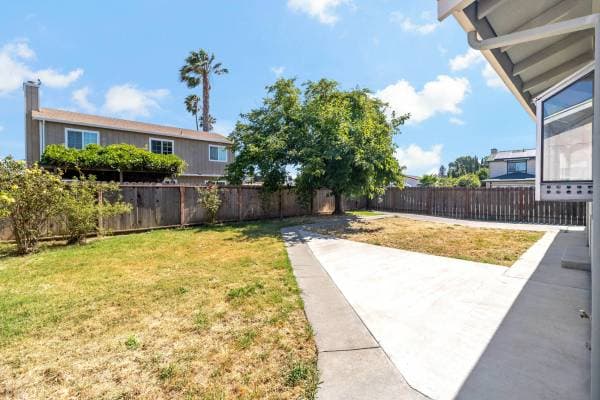 3BR/2BA Single Family House on Prospect Way · Fairfield photo 4
