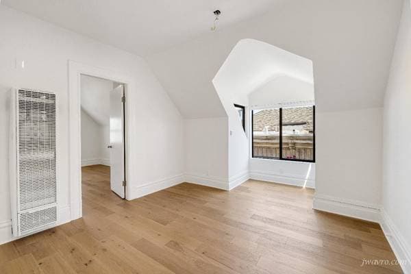 2BR/1BA Apartment · San Francisco photo 2