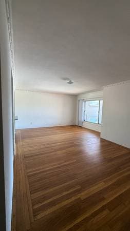 1BR/1BA Apartment · Oakland photo 2