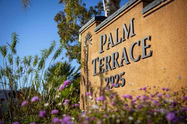 3BR/2BA Condo on Monument Blvd · Concord photo 1
