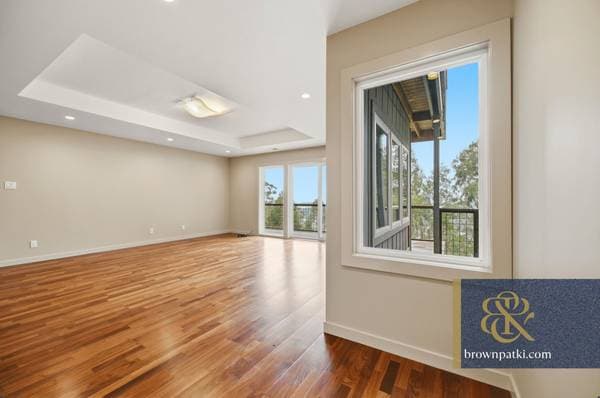 2BR/2BA Duplex on Crestmont Drive · San Francisco photo 3