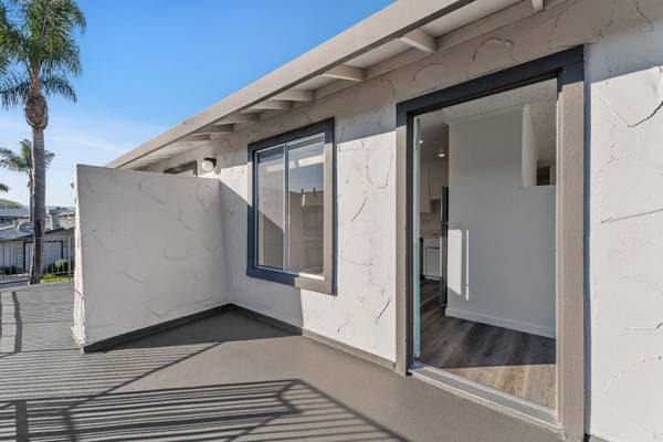 2BR/1BA Apartment on Hollis Avenue · Campbell photo 2