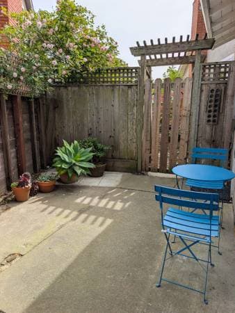 1BR/1BA In Law Adu · Oakland photo 1