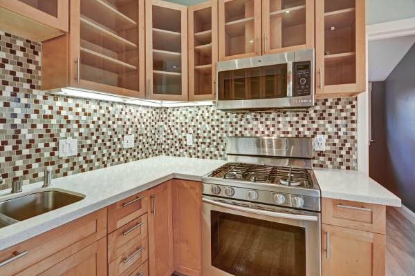 3BR/2BA Single Family House · San Francisco photo 5