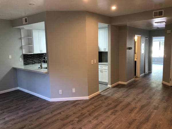 2BR/1BA Condo on Magdalena Ci · Santa Clara photo 2