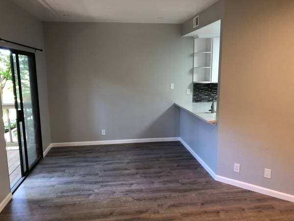 2BR/1BA Condo on Magdalena Ci · Santa Clara photo 3