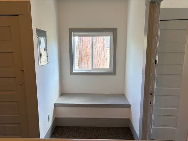 2BR/1BA Apartment · Oakland photo 5