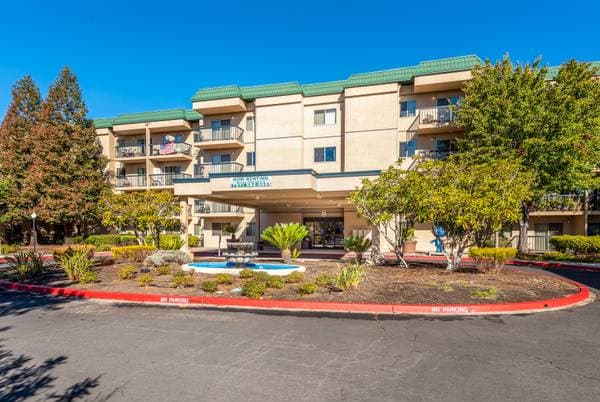 1BR/2BA Apartment on Enterprise Drive · Rohnert Park photo 1