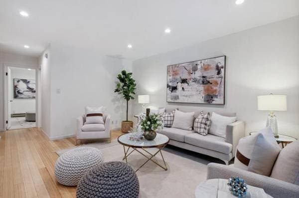 1BR/1BA Condo on Cypress Point Dr · Mountain View photo 2