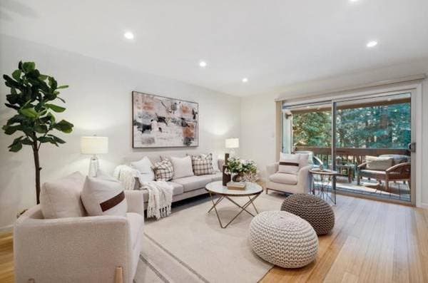1BR/1BA Condo on Cypress Point Dr · Mountain View photo 3