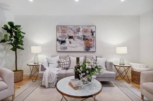 1BR/1BA Condo on Cypress Point Dr · Mountain View photo 4