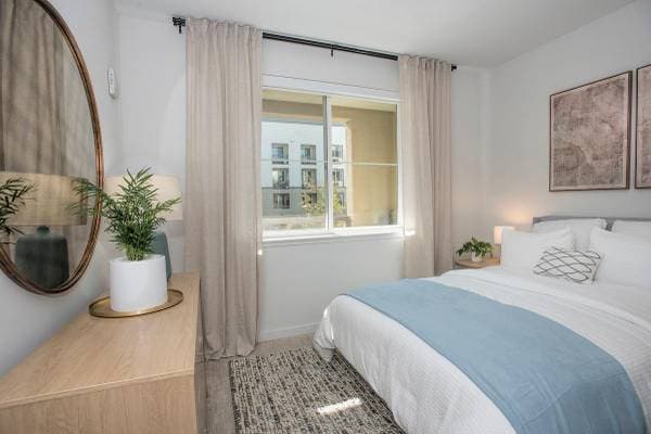 0BR/1BA Apartment on Golden Gate · Dublin photo 1