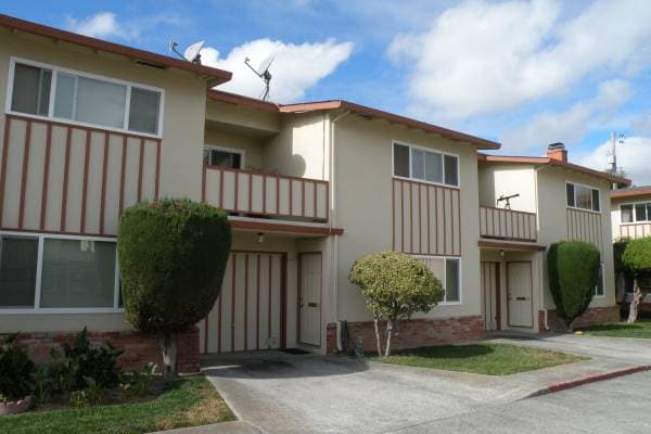 Georgia Lane Townhomes photo 1