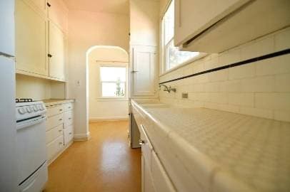 0BR/1BA Apartment on Alcatraz Avenue · Oakland photo 3