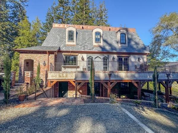 2BR/2BA Single Family House on Old Santa Cruz Hwy · Holy City photo 1