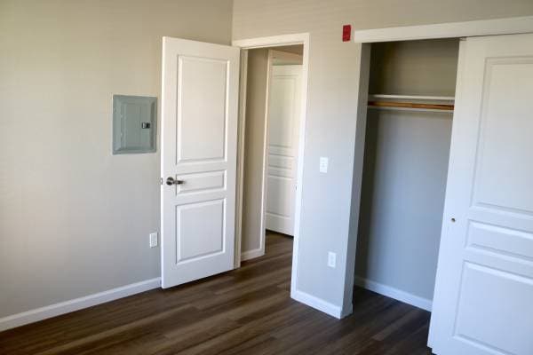 2BR/2BA Apartment on Round Barn Blvd · Santa Rosa photo 3
