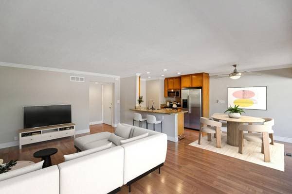 2BR/2BA Apartment on Massol Avenue · Los Gatos photo 4