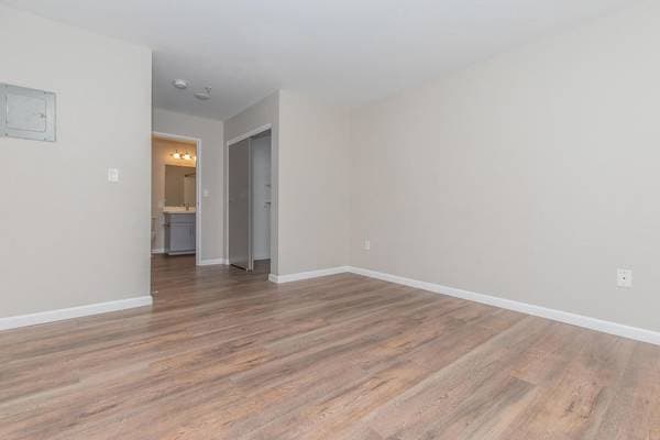 2BR/1BA Apartment on North Milpitas Boulevard · Milpitas photo 3