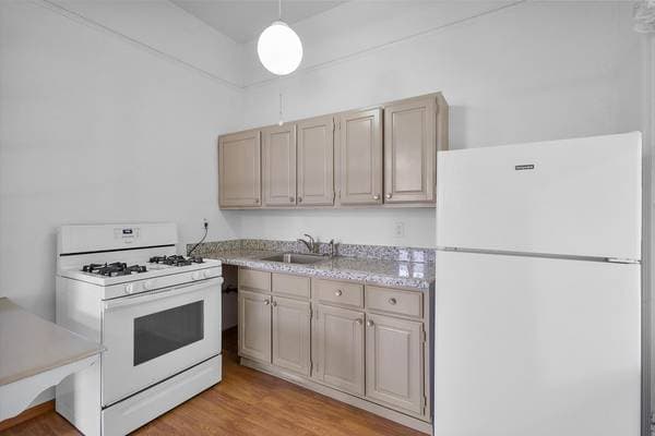 0BR/1BA Apartment on Park Ave · Oakland photo 5