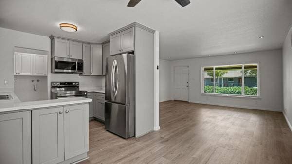 2BR/1BA Apartment · Fairfield photo 2
