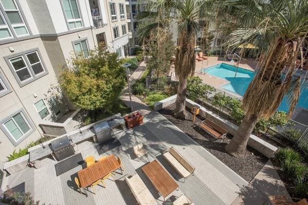0BR/1BA Apartment on Golden Gate · Dublin photo 1