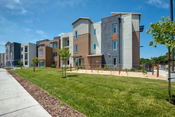 1BR/1BA Apartment on Baywood Drive · Petaluma photo 5