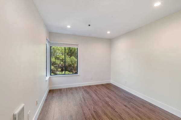 2BR/2BA Apartment on Whitman Way · San Bruno photo 5