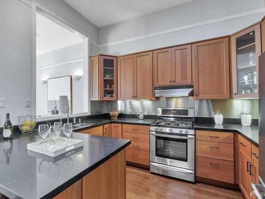 2BR/2BA Flat on Mississippi St · San Francisco photo 2