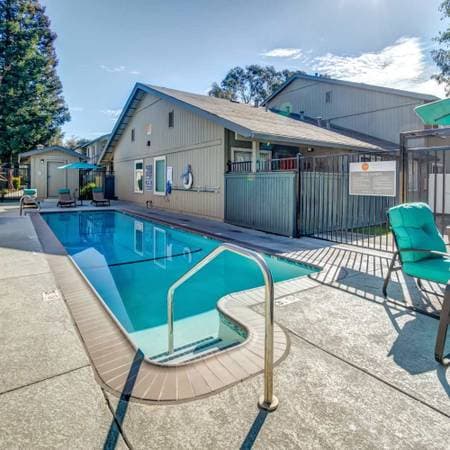 2BR/2BA Apartment on Paseo Padre Pkwy · Fremont photo 4