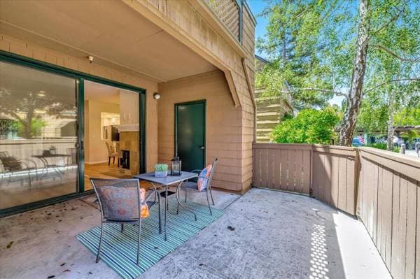 1BR/1BA Condo on Pelican Ln · Redwood City photo 1