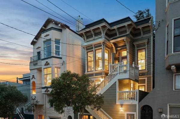 3BR/2BA Single Family House on 19th St · San Francisco photo 1