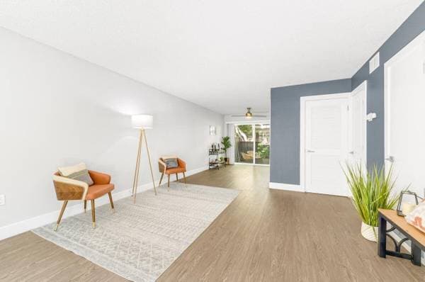 678 Bellflower photo 2