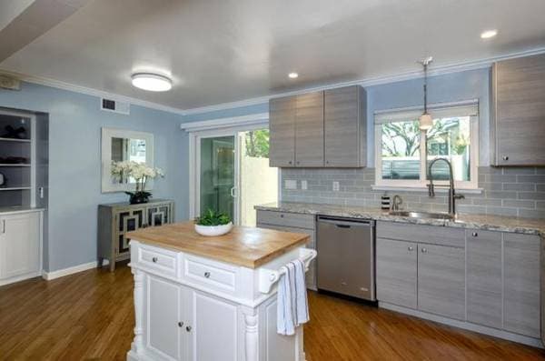 Condos on Vineyard Ln · Saratoga photo 5