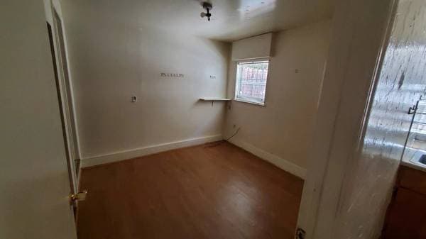 1BR/1BA Single Family House on Park Boulevard · Oakland photo 3
