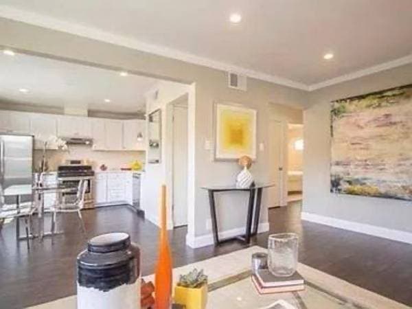 Condos on Marina Boulevard · San Francisco photo 5