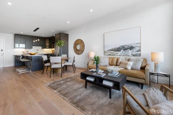 1BR/2BA Condo on Market St · San Francisco photo 1