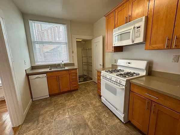Apartments on Frederick Street · San Francisco photo 2