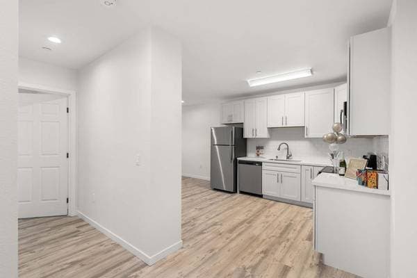 1BR/1BA Apartment on Schmidt Lane · El Cerrito photo 5