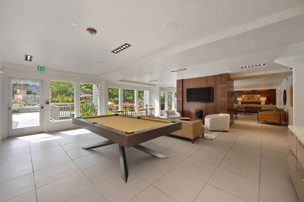 0BR/1BA Apartment on Creekside Drive · Walnut Creek photo 2
