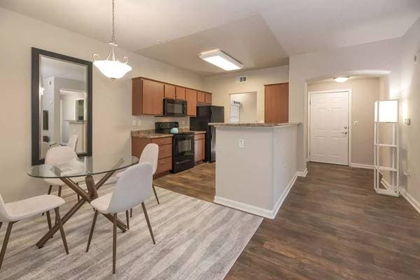 1BR/1BA Apartment on Valle Vista Ave · Vallejo photo 1