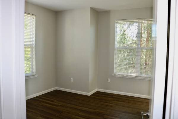 2BR/2BA Apartment on Round Barn Blvd · Santa Rosa photo 5