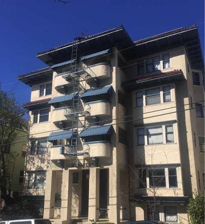 0BR/1BA Apartment · Berkeley photo 1