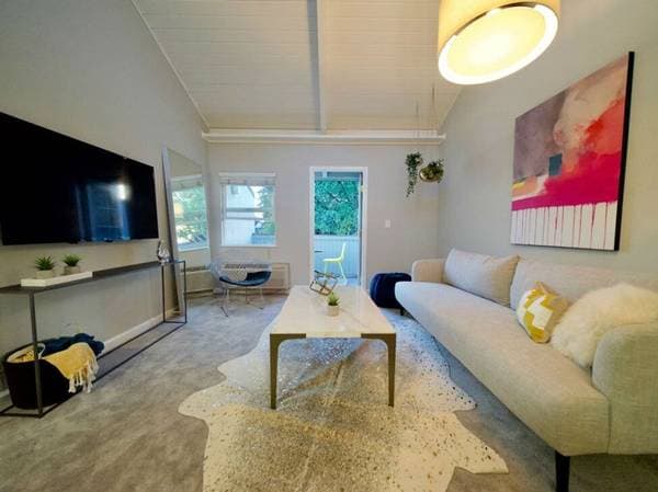 2BR/1BA Apartment · Milpitas photo 2