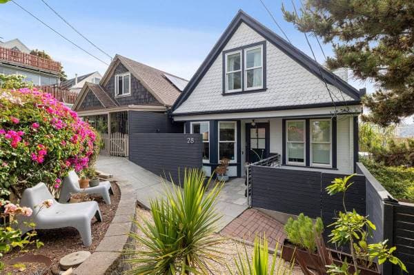 4BR/3BA Single Family House · San Francisco photo 3