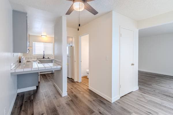 2BR/2BA Townhouse on Menker Ave · San Jose photo 1