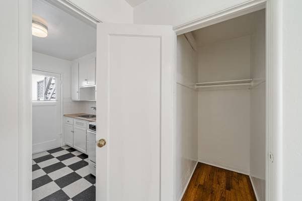 1BR/1BA Apartment · Alameda photo 5