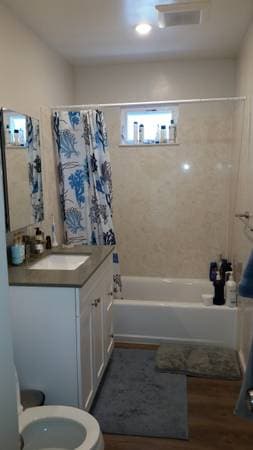 3BR/1BA Duplex · Berkeley photo 3