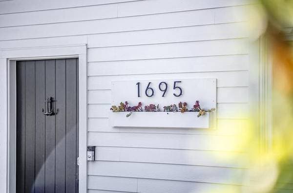 1BR/1BA Single Family House on 49th Ave · Capitola photo 3