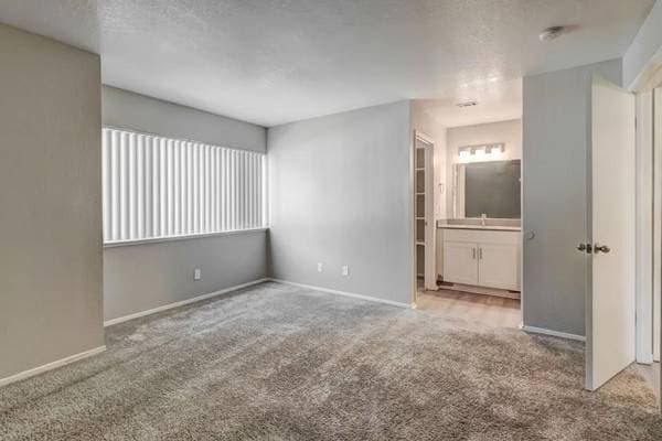 2BR/1BA Apartment on James Donlon Blvd · Antioch photo 2