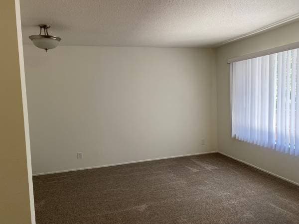 1BR/1BA Apartment · Oakland photo 1